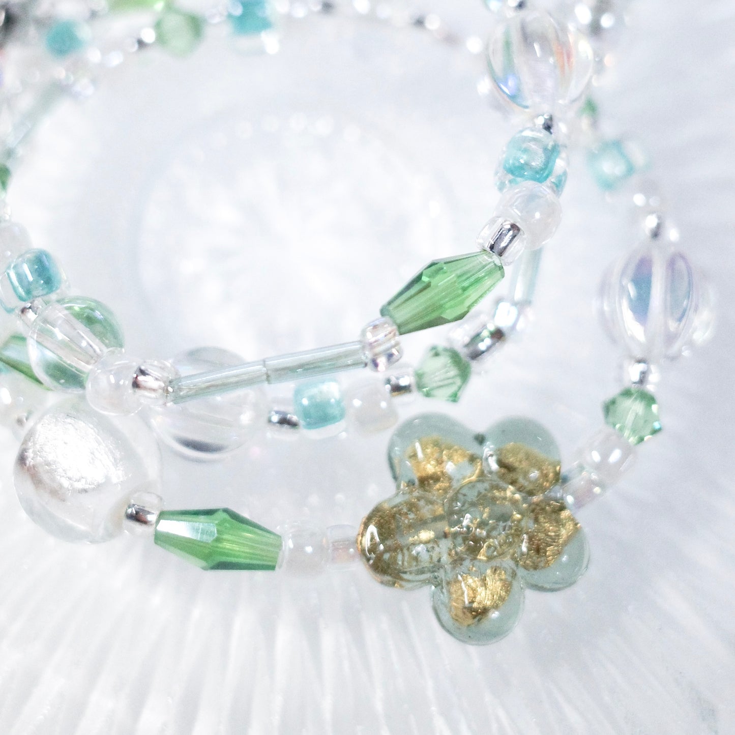 Two Way Necklace Bracelet 𐙚˚ ༘❀⋆ Murano Light Olivine Gold Foil Flower